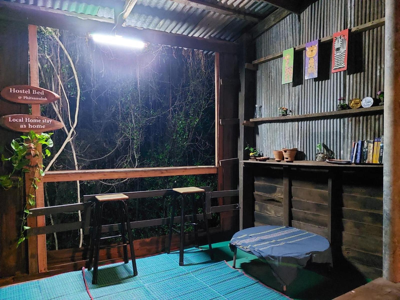 Hostelbed And Retreat Фитсанулок Екстериор снимка