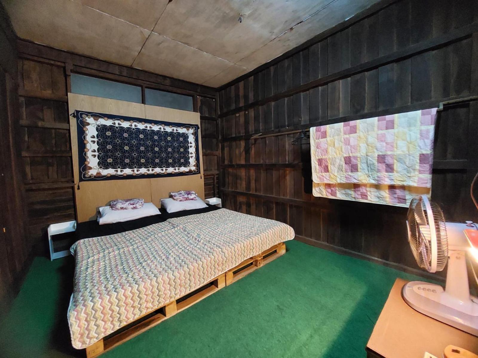 Hostelbed And Retreat Фитсанулок Екстериор снимка