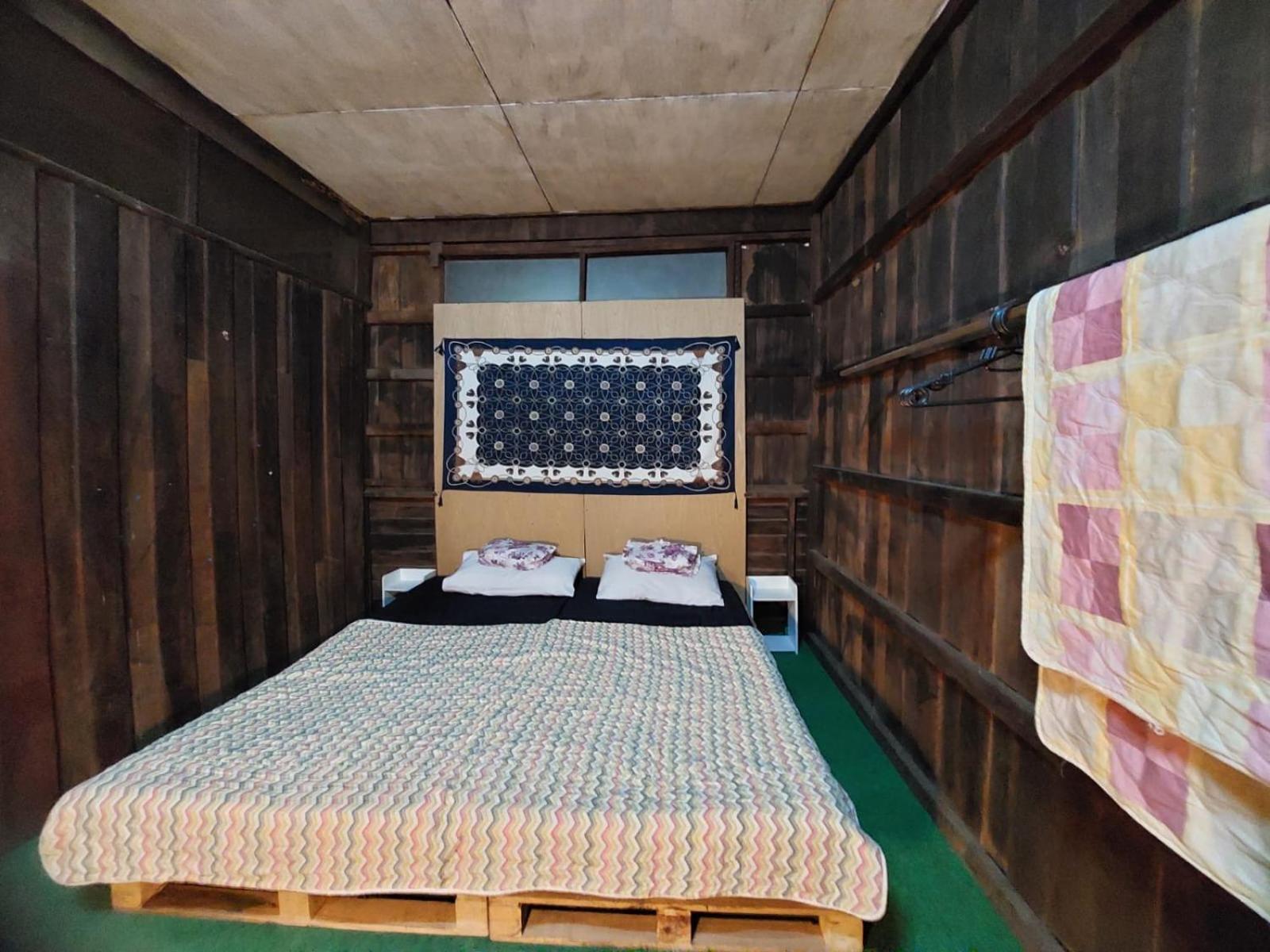 Hostelbed And Retreat Фитсанулок Екстериор снимка