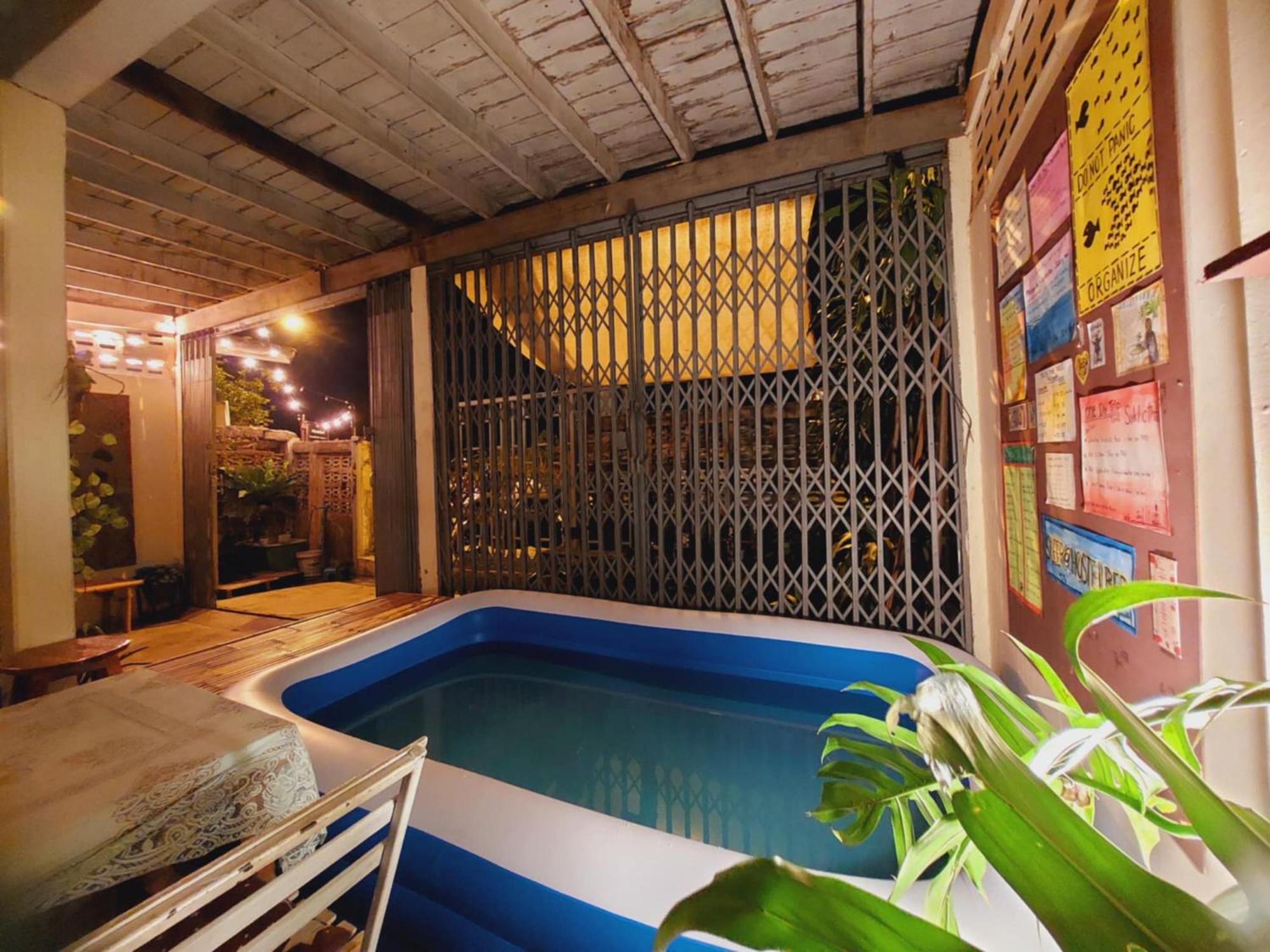 Hostelbed And Retreat Фитсанулок Екстериор снимка